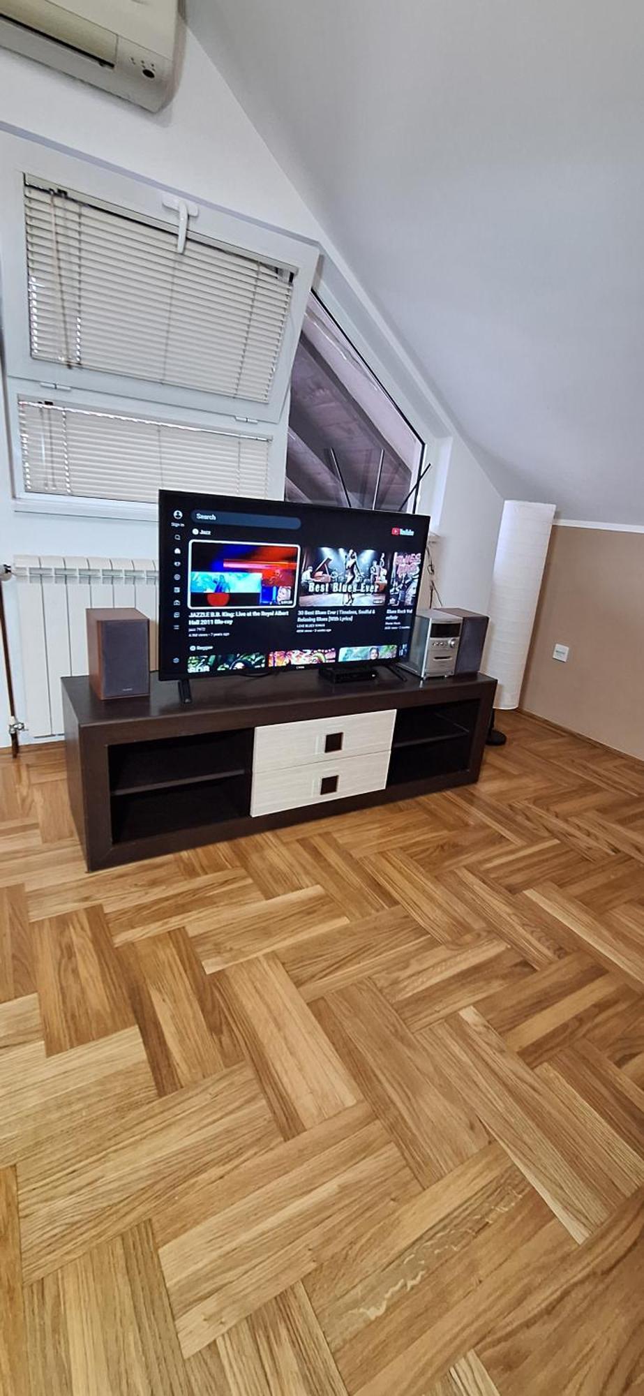 Ana Apartment Dobanovci
